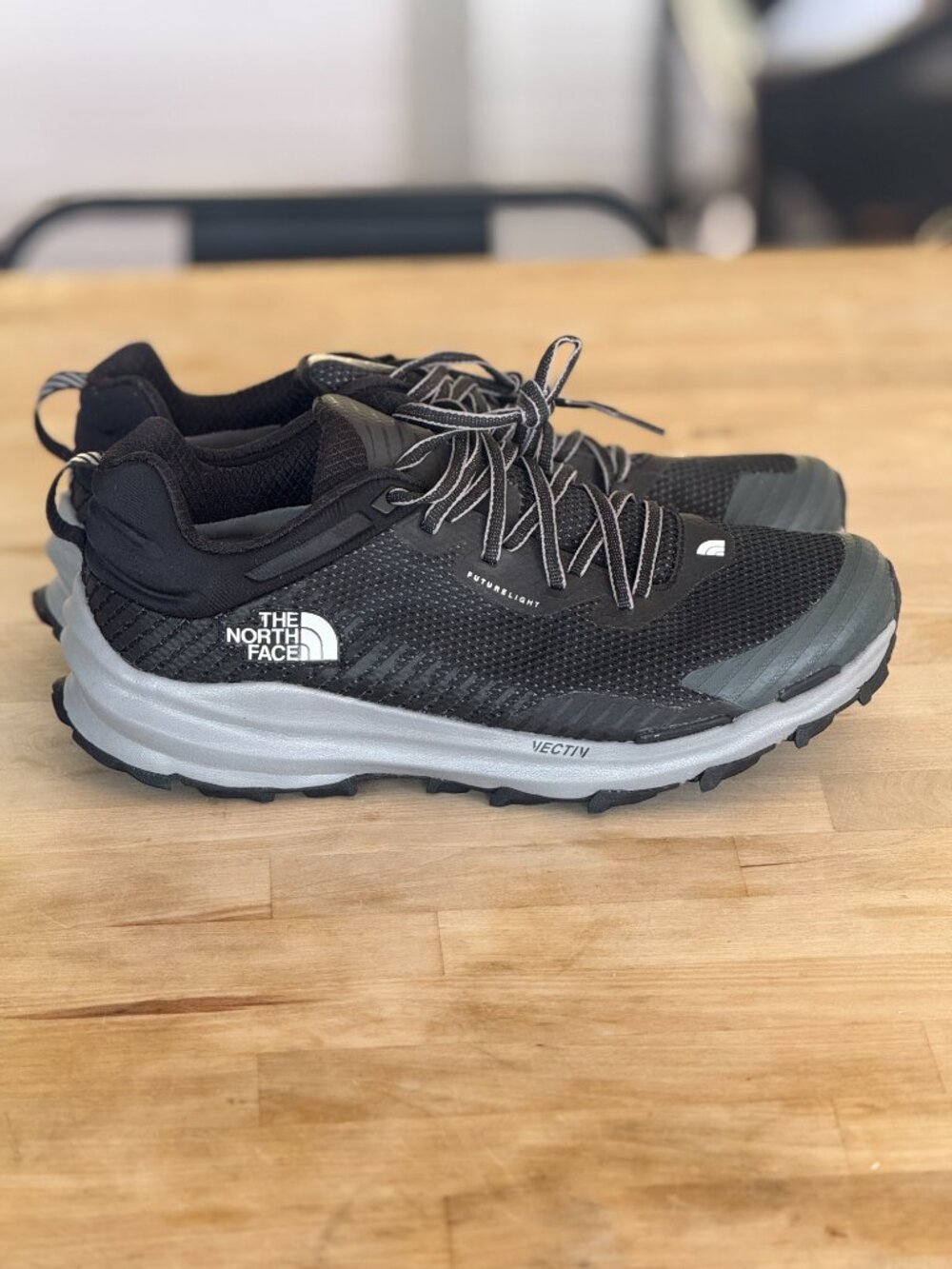 The North Face  Men's VECTIV Fastpack FUTURELIGHT Hiking Shoes size 10.5